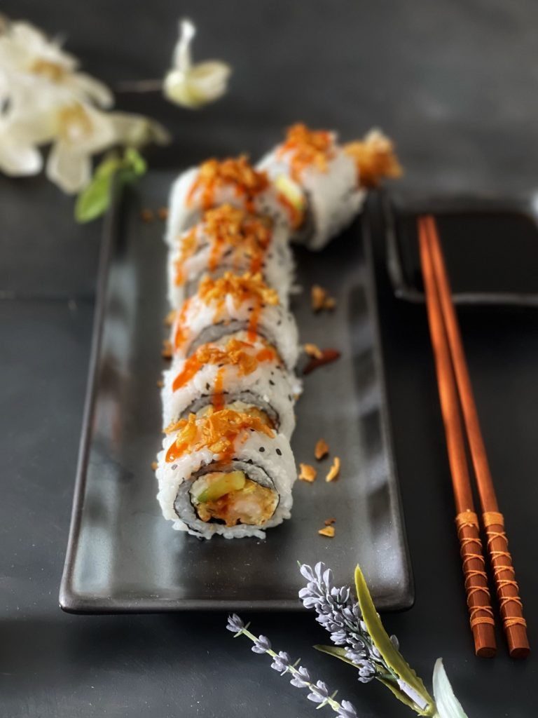 URAMAKI DE LANGOSTINOS REBOZADOS