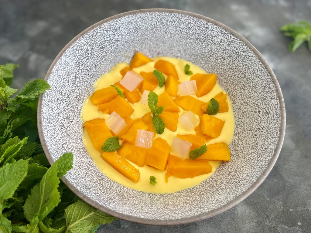 CREMA DE MANGO Y NATA DE COCO