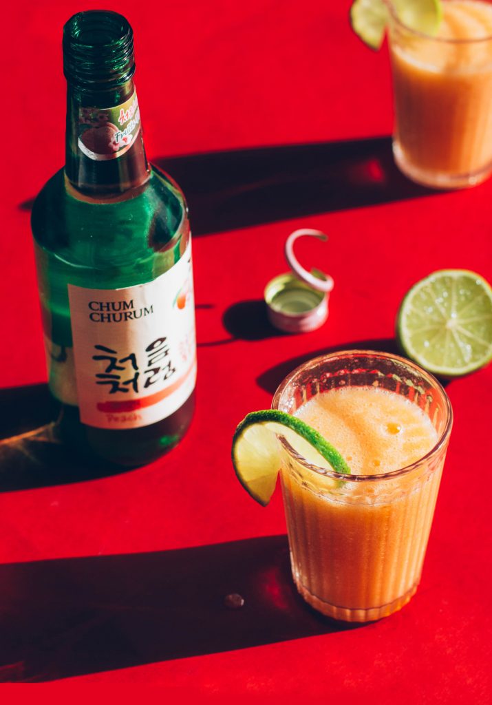 Recipe for soju cocktail with apricot and lime pulp