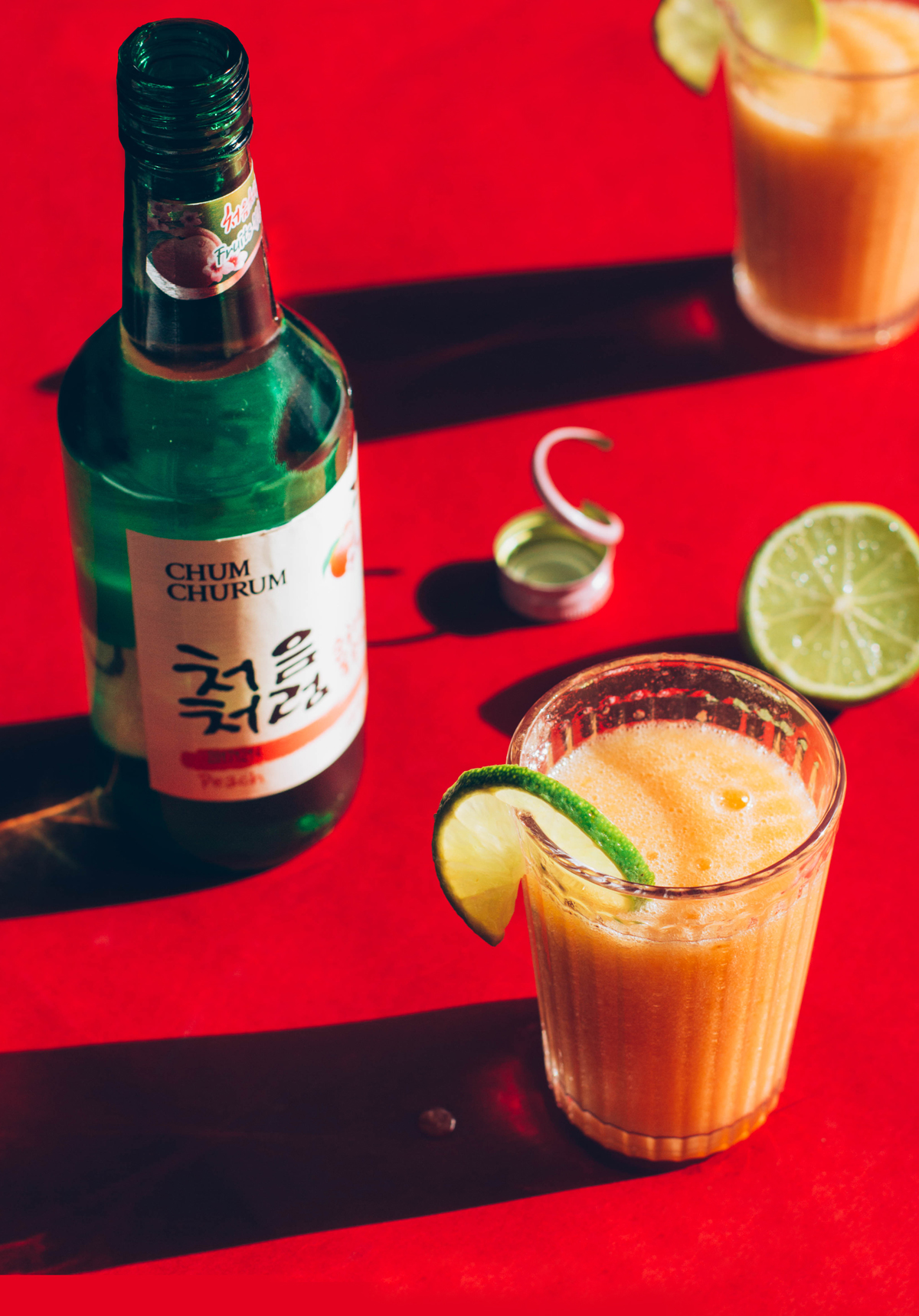 Receta de cocktail de soju con pulpa de albaricoque y lima