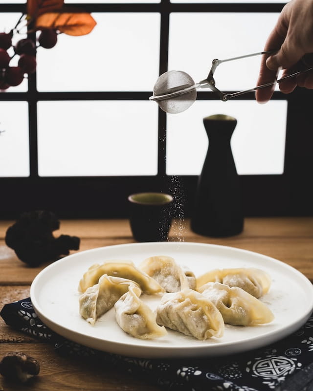 What are dumplings: how to eat them and recipes?