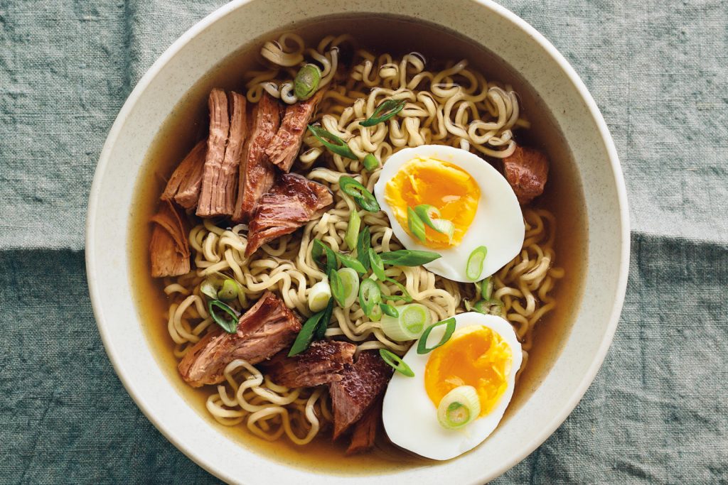 Ramen (Japanese noodle soup): what it is, how to cook it and its properties